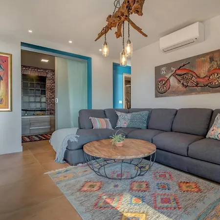 Daire Paradiso With Private Jacuzzi And Terrace