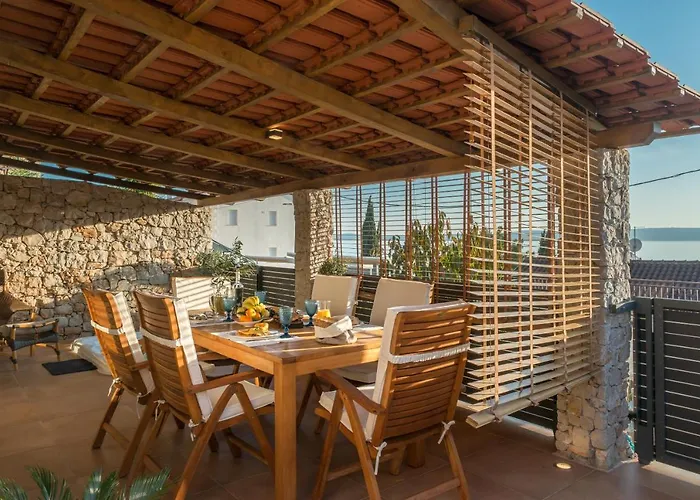 Paradiso With Private Jacuzzi And Terrace Appartement Trogir